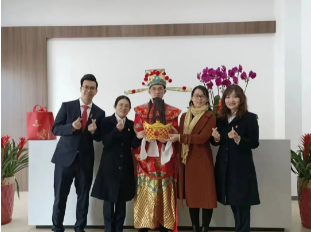 優(yōu)服務(wù)，促發(fā)展，廣州輕工集團新仕誠公司深入各園區(qū)企業(yè)開展新春走訪活動